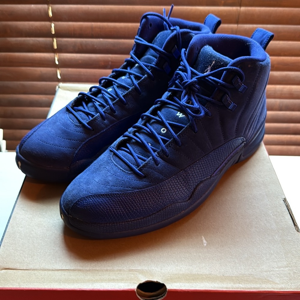 Jordan 12 RETRO Blue High-Top Sneakers for Sporty Style